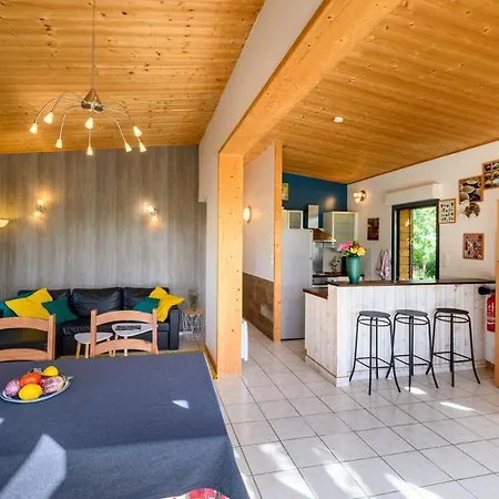 Maison-calme-pleine Nature-piscine Privee Roquetaillade